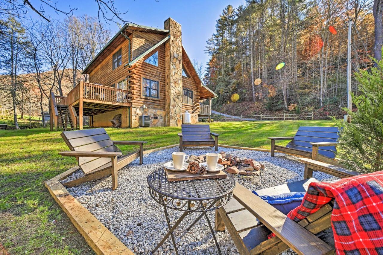 Creekside Bryson City Cabin With Private Hot Tub Exterior foto