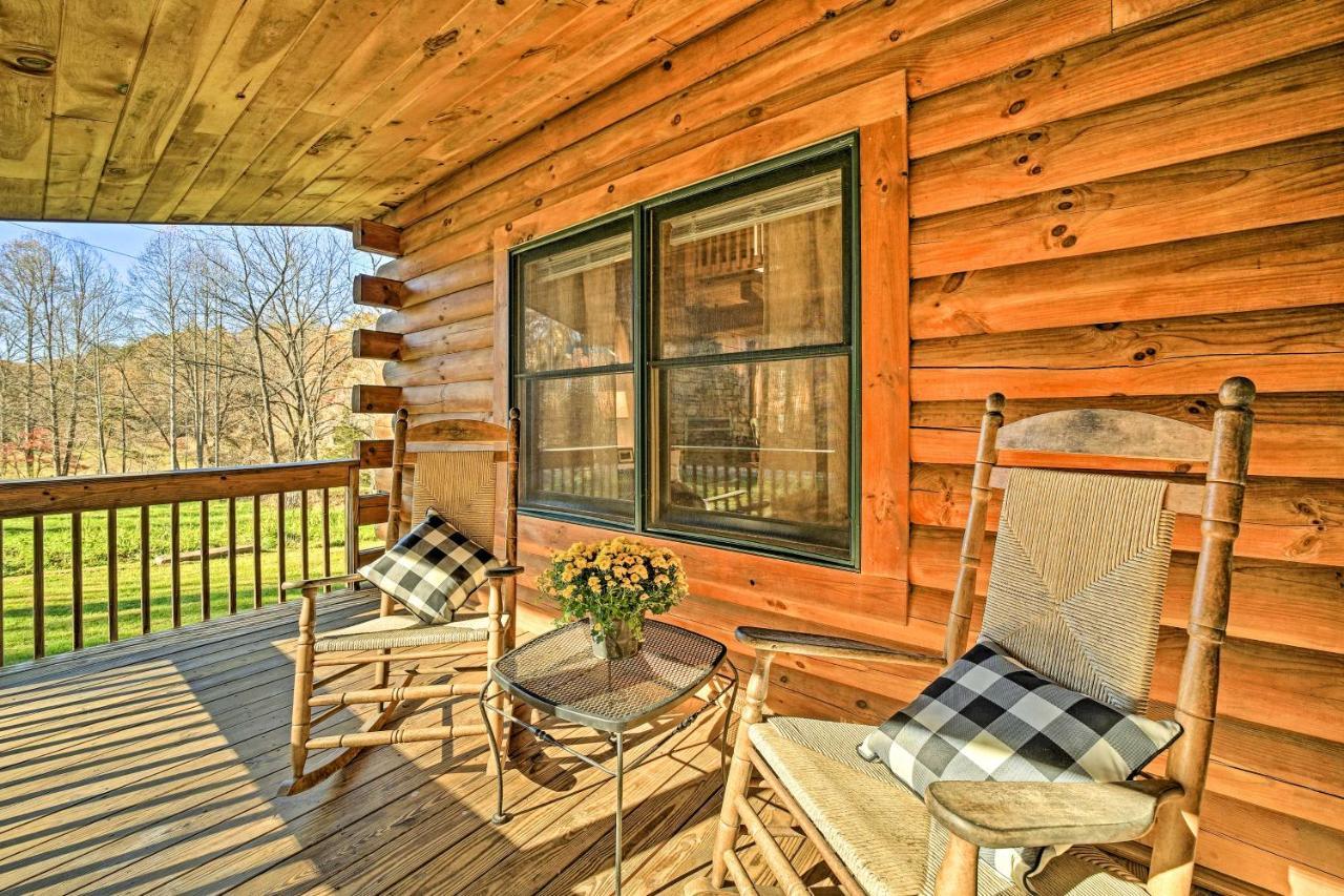 Villa Creekside Bryson City Cabin With Private Hot Tub Exterior foto